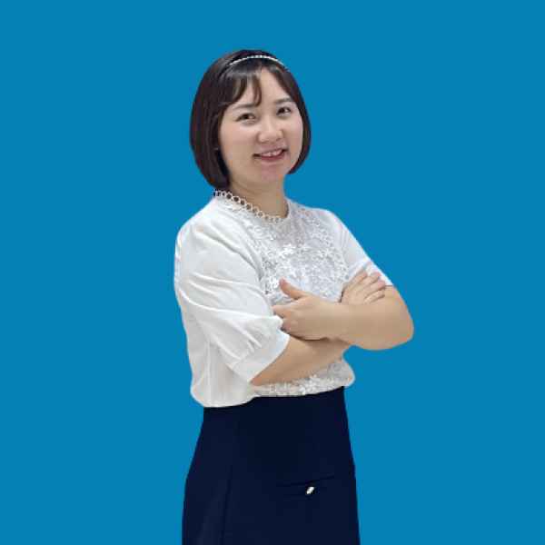 Cô Trần Phương Huế
